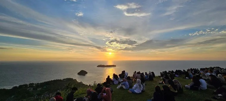 Bukit Gado-Gado Padang